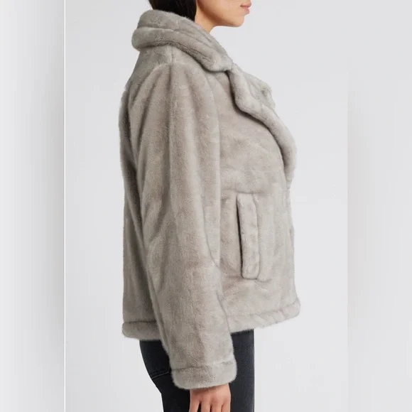 New! Sam Edelman Notched Lapel Women's Gray Faux Fur Coat Size XL - Picture 5 of 15